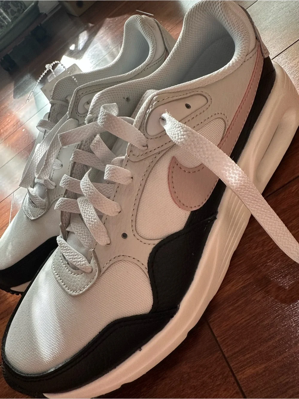 Nike women's Air Max size 8 brand new